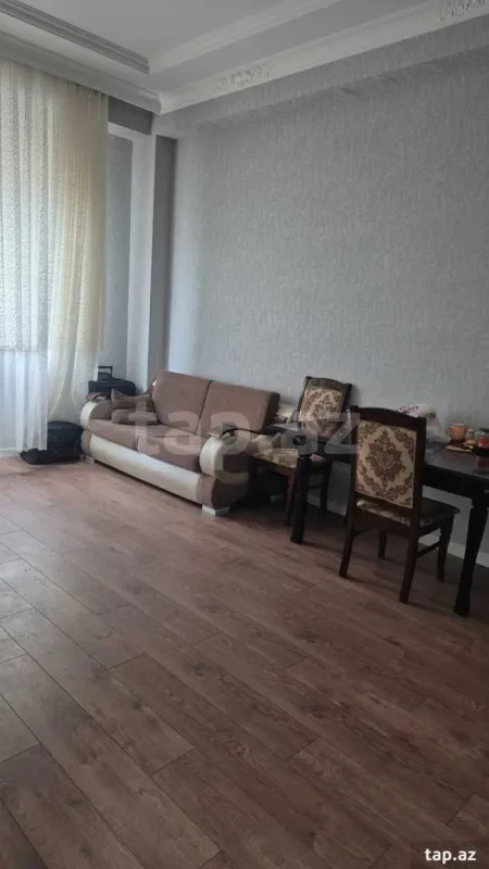 Kirayə verilir 2 otaqlı yeni tikili 50 m²