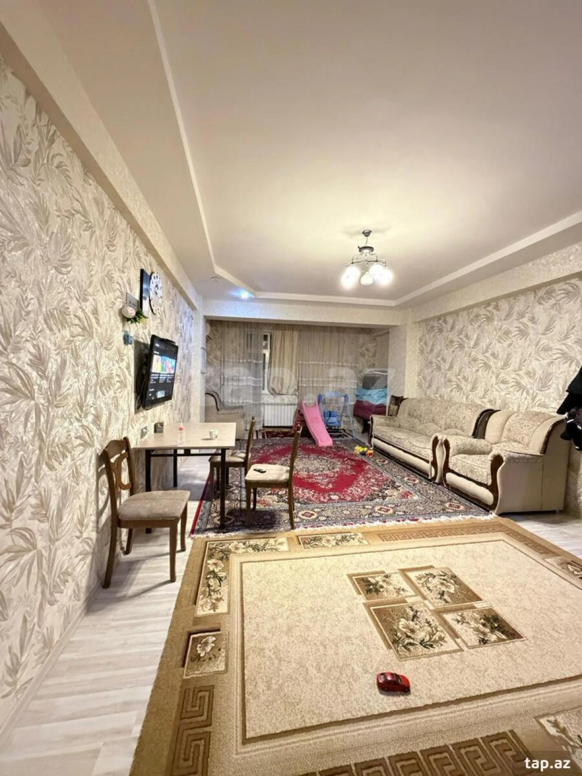 Kirayə verilir 2 otaqlı yeni tikili 65 m²