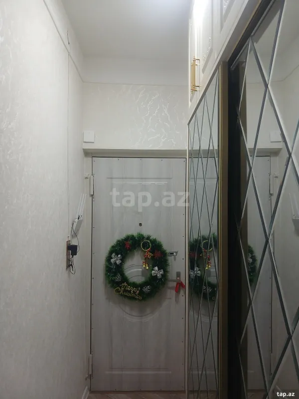Satılır 2 otaqlı mənzil 45 m²