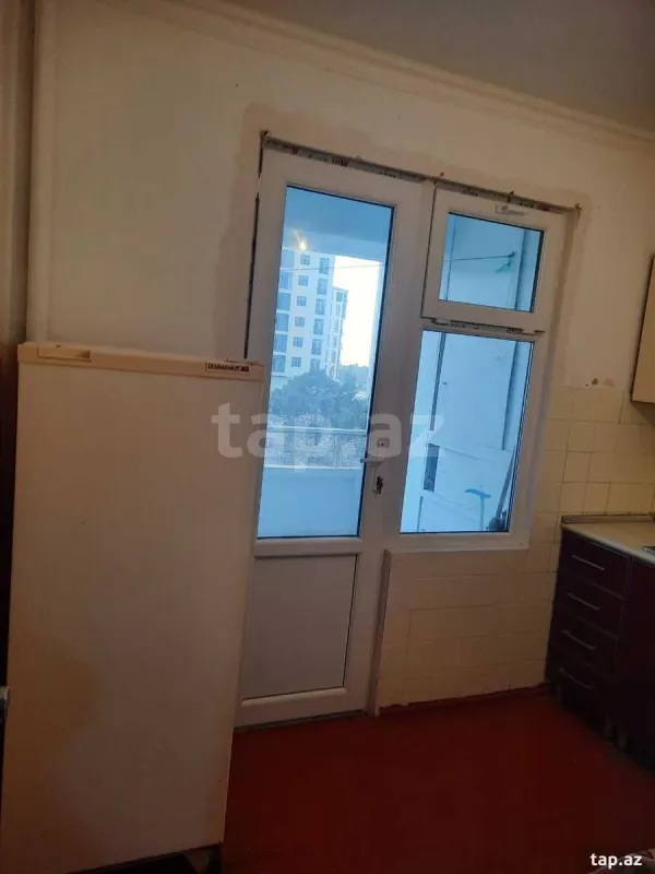 Kirayə verilir 2 otaqlı mənzil 70 m²