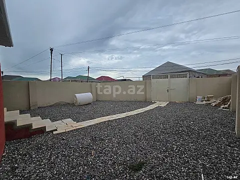 Satılır 3 otaqlı həyət evi
