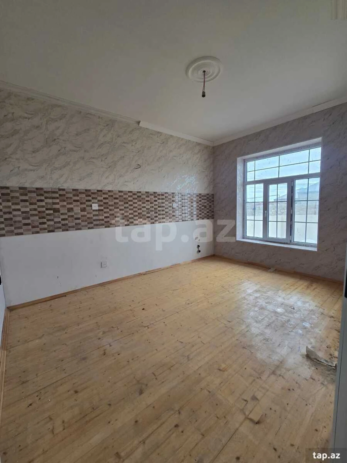 Satılır 3 otaqlı həyət evi