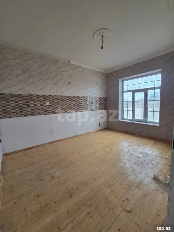 Satılır 3 otaqlı həyət evi