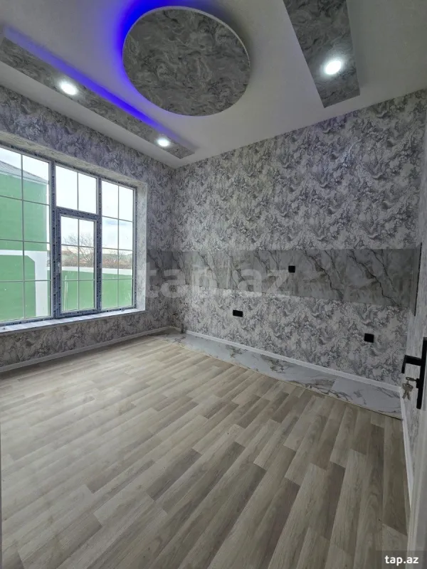 Satılır 4 otaqlı həyət evi