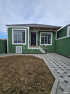 Satılır 4 otaqlı həyət evi
