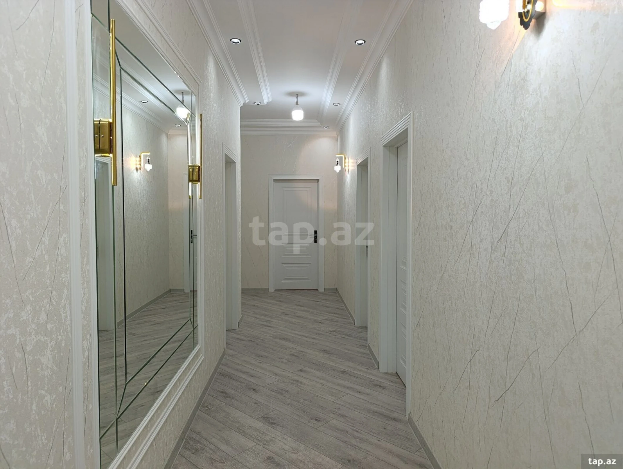 Satılır 4 otaqlı həyət evi