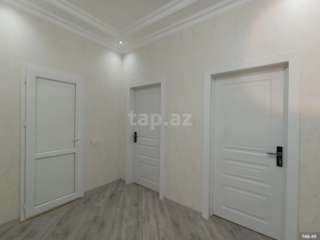 Satılır 4 otaqlı həyət evi