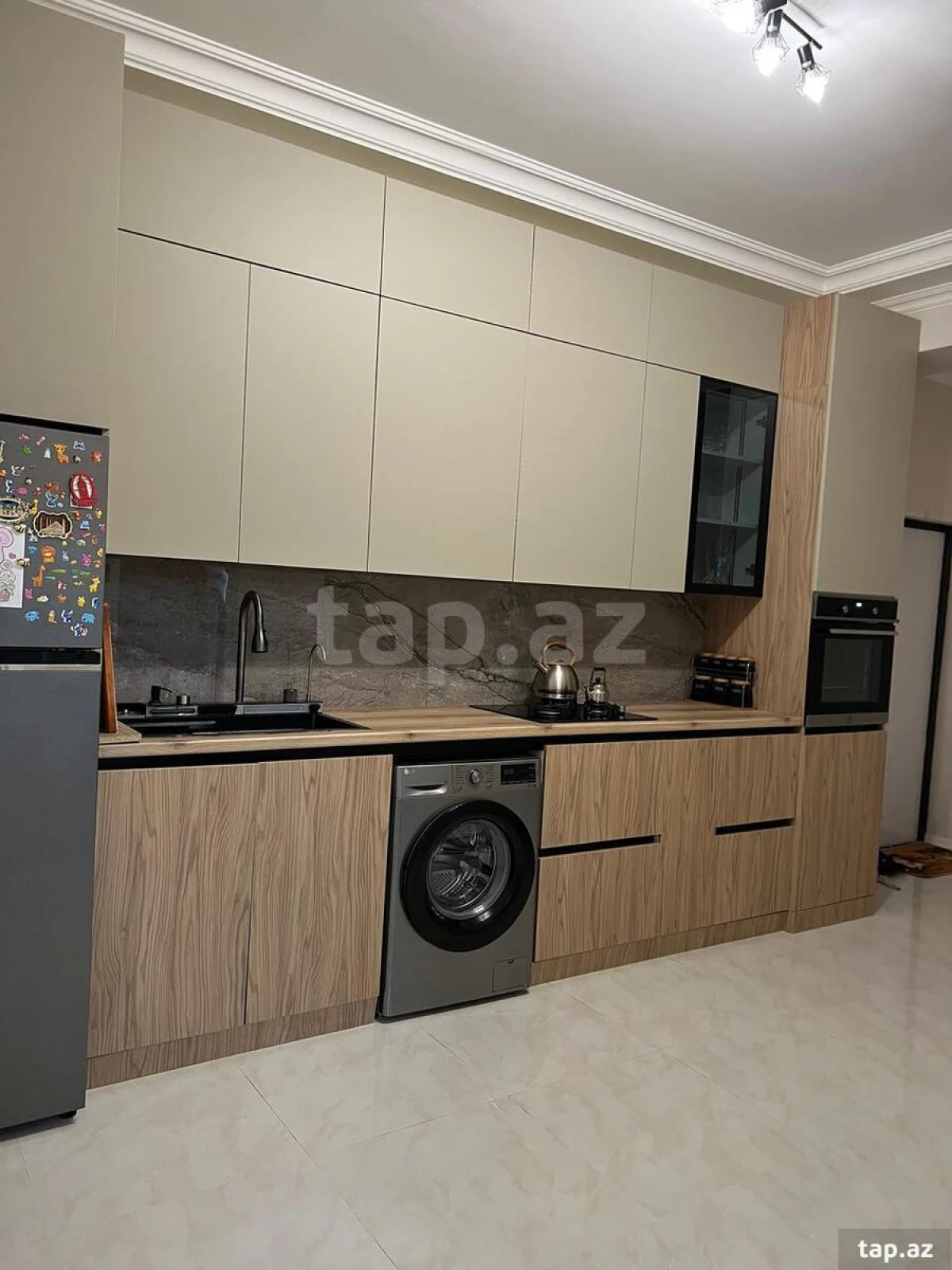 Satılır 2 otaqlı yeni tikili 81 m²