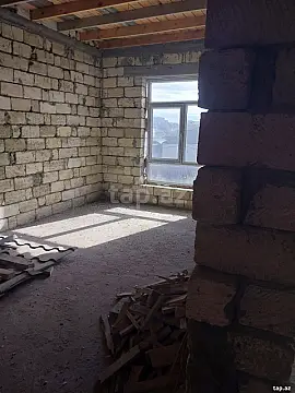 Satılır 5 otaqlı həyət evi