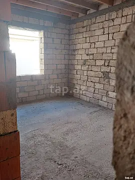 Satılır 5 otaqlı həyət evi