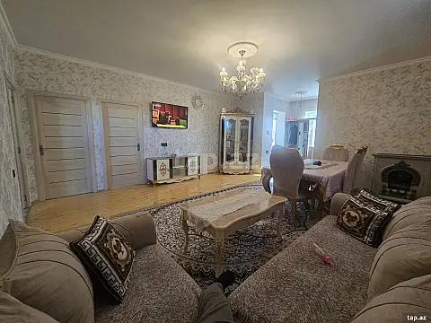 Satılır 3 otaqlı həyət evi