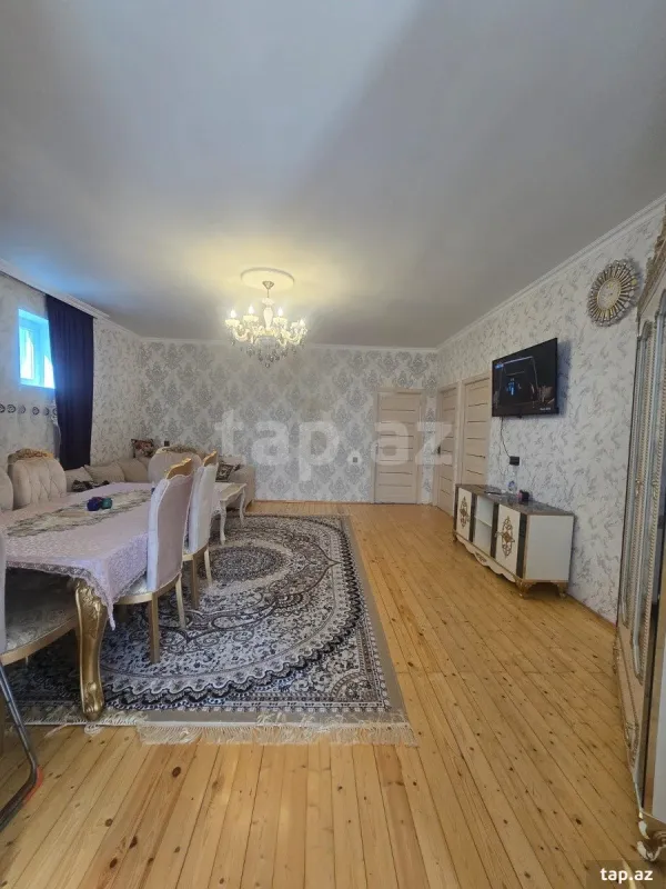 Satılır 3 otaqlı həyət evi