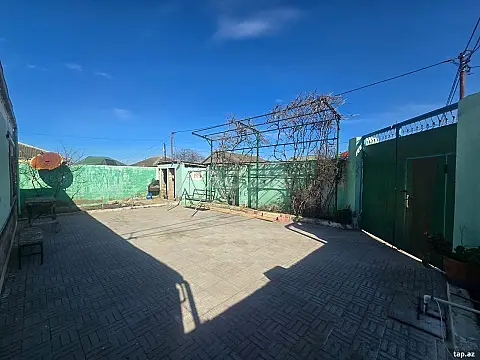 Satılır 3 otaqlı həyət evi