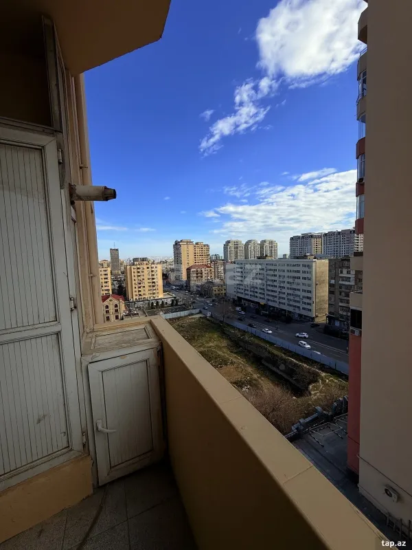 Satılır 3 otaqlı yeni tikili 120 m²