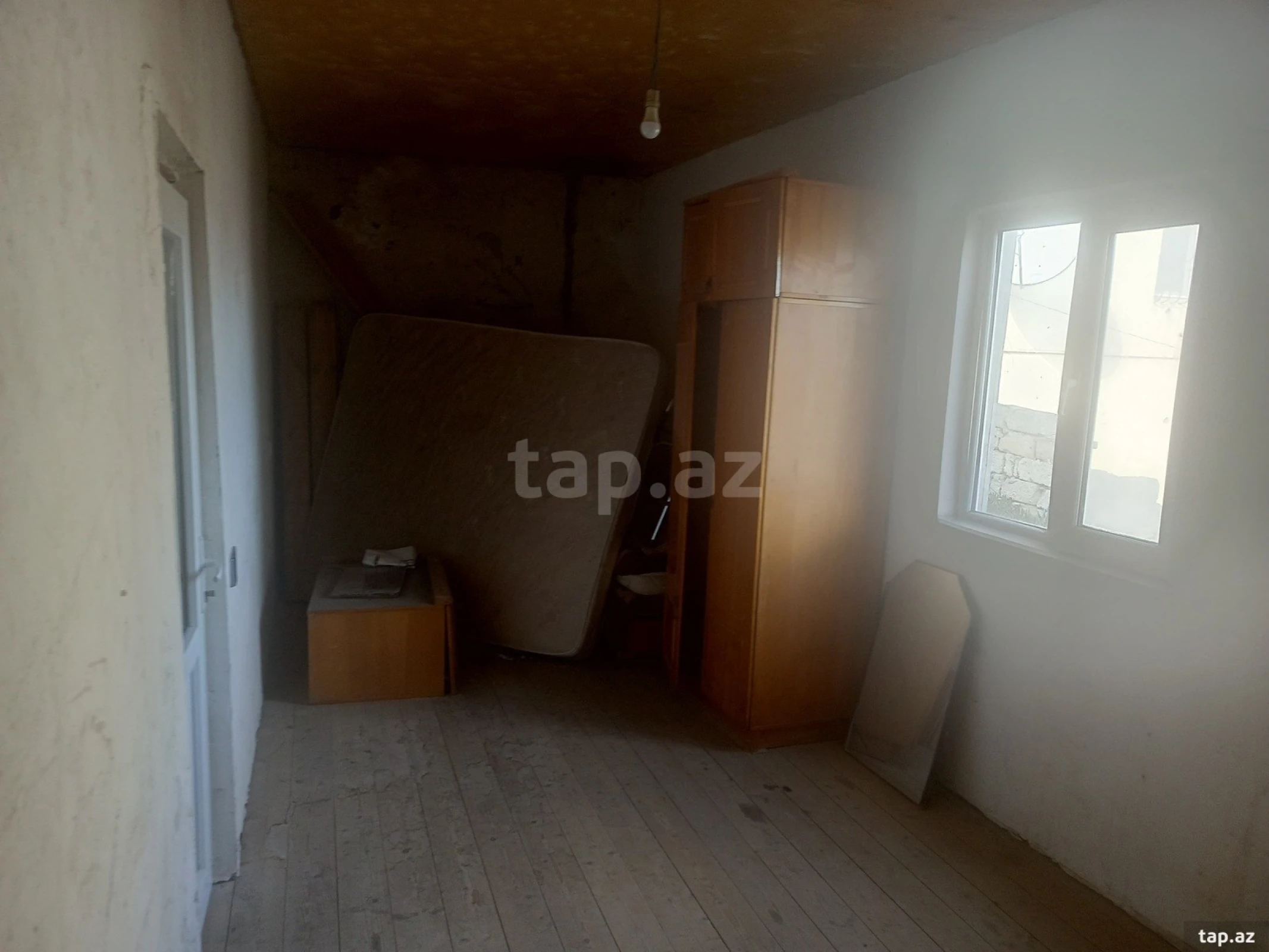 Satılır 3 otaqlı həyət evi