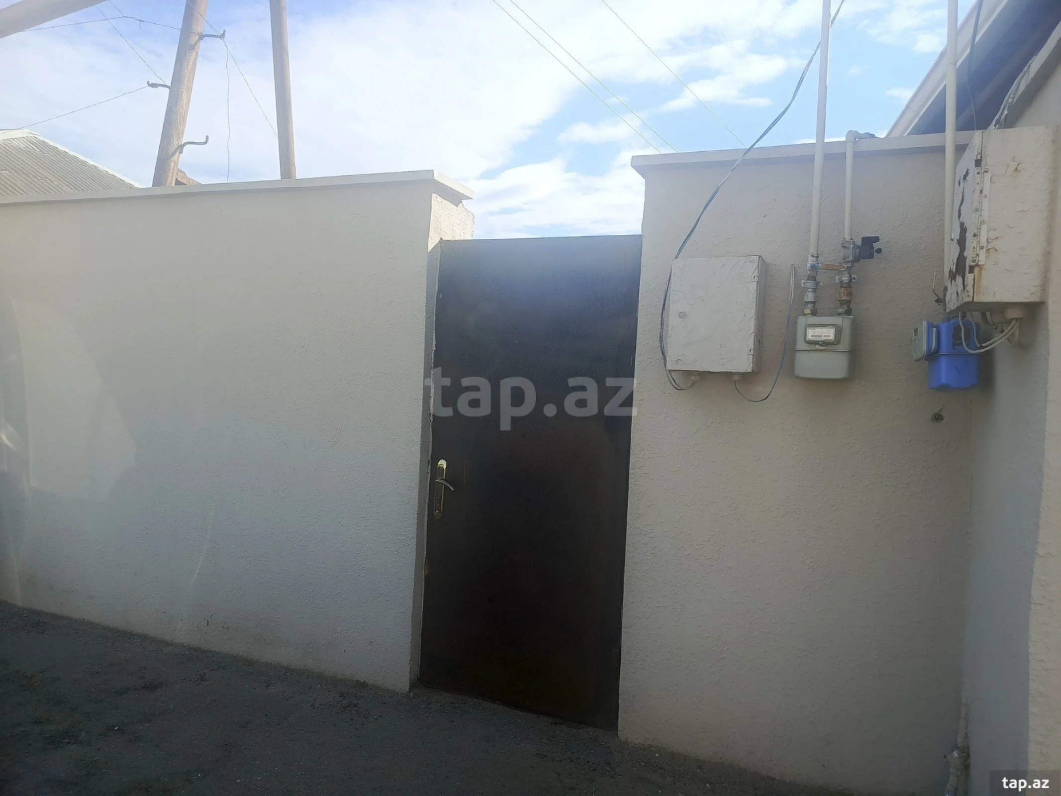 Satılır 3 otaqlı həyət evi