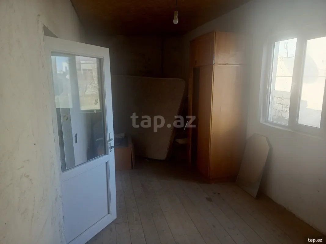 Satılır 3 otaqlı həyət evi