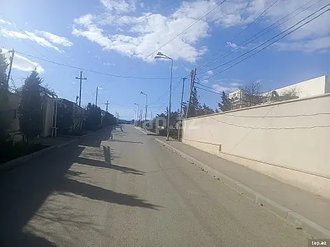 Satılır 3 otaqlı həyət evi