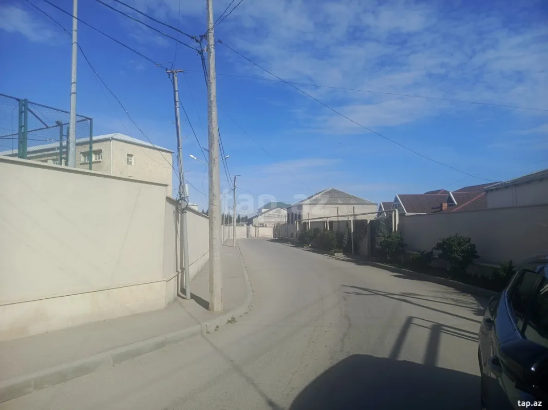 Satılır 3 otaqlı həyət evi