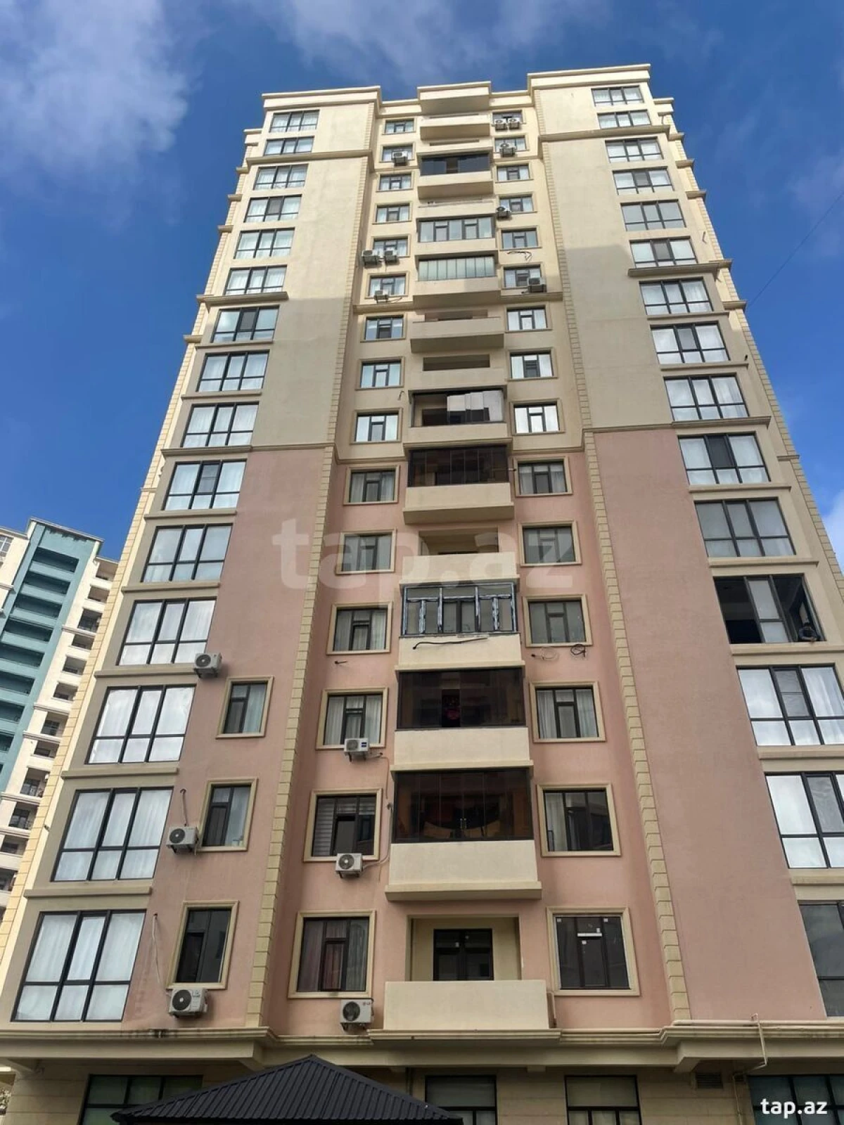 Kirayə verilir 2 otaqlı yeni tikili 60 m²