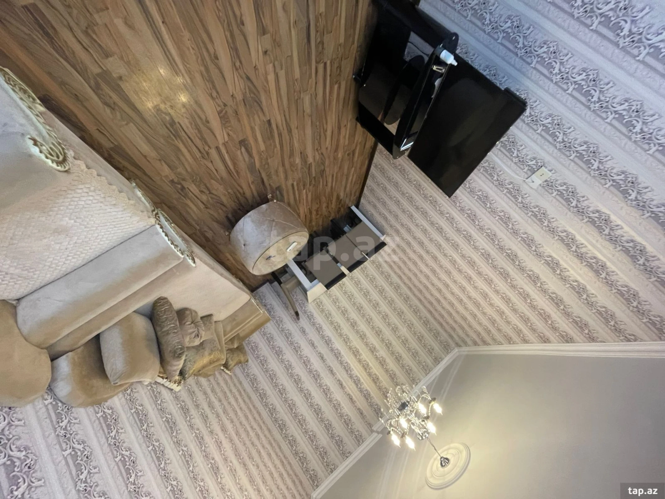 Kirayə verilir 2 otaqlı yeni tikili 60 m²