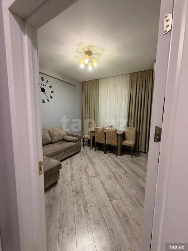 Kirayə verilir 2 otaqlı yeni tikili 70 m²