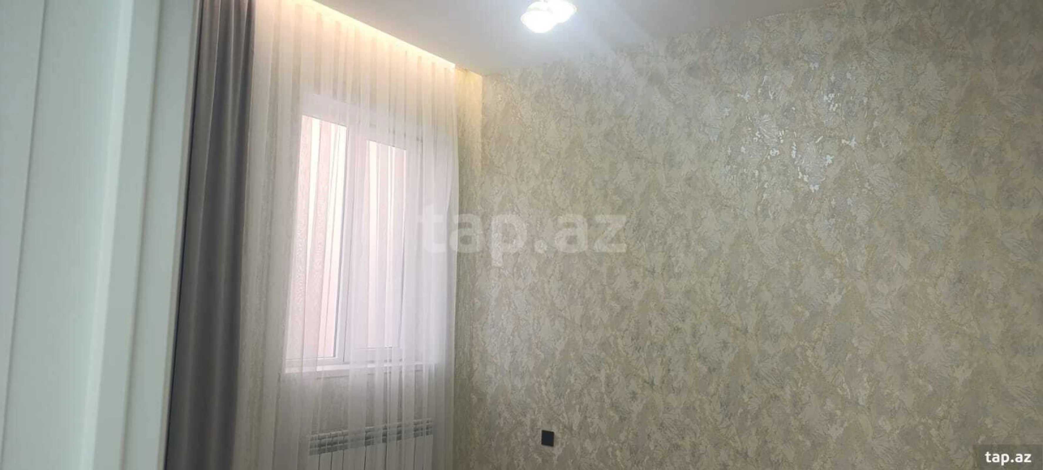 Satılır 6 otaqlı həyət evi