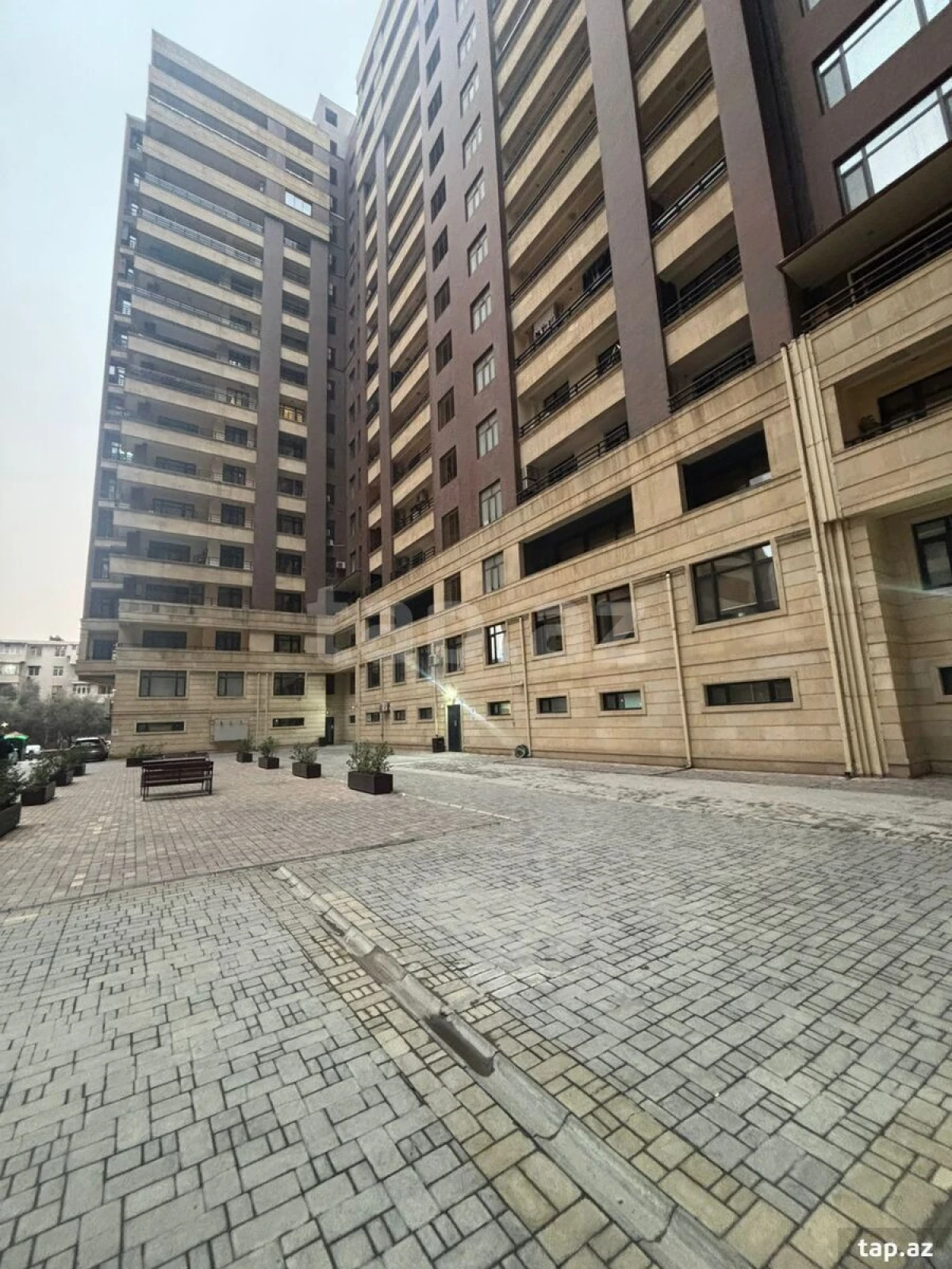 Kirayə verilir 2 otaqlı yeni tikili 100 m²