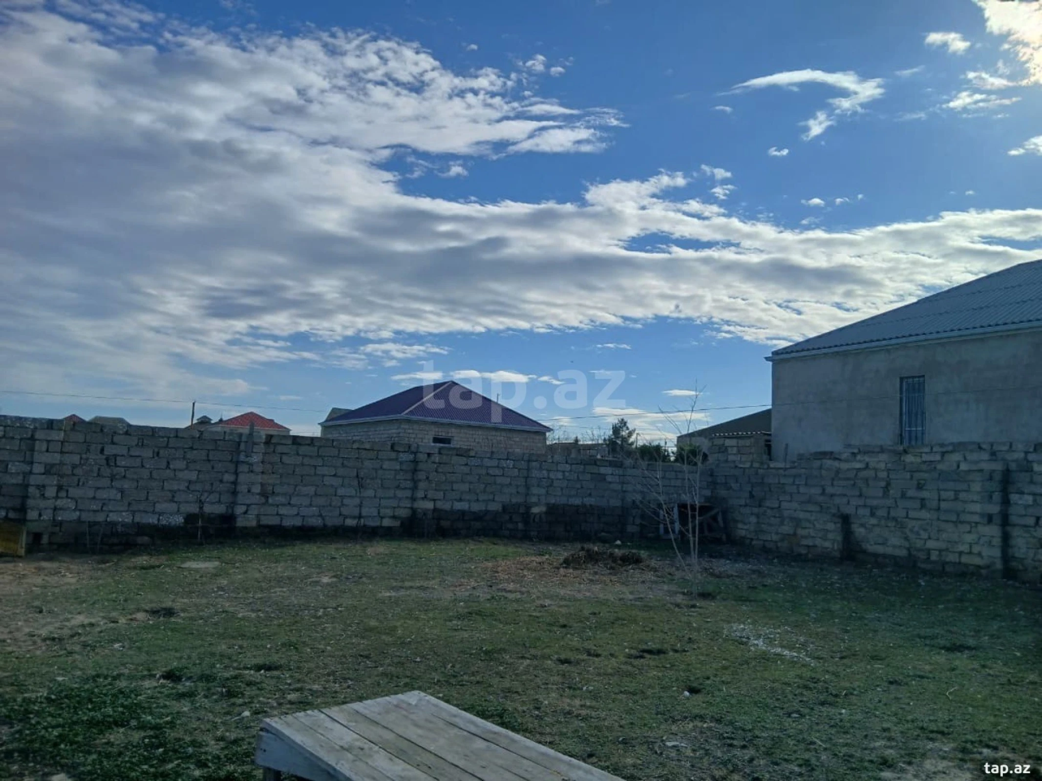 Satılır torpaq sahəsi