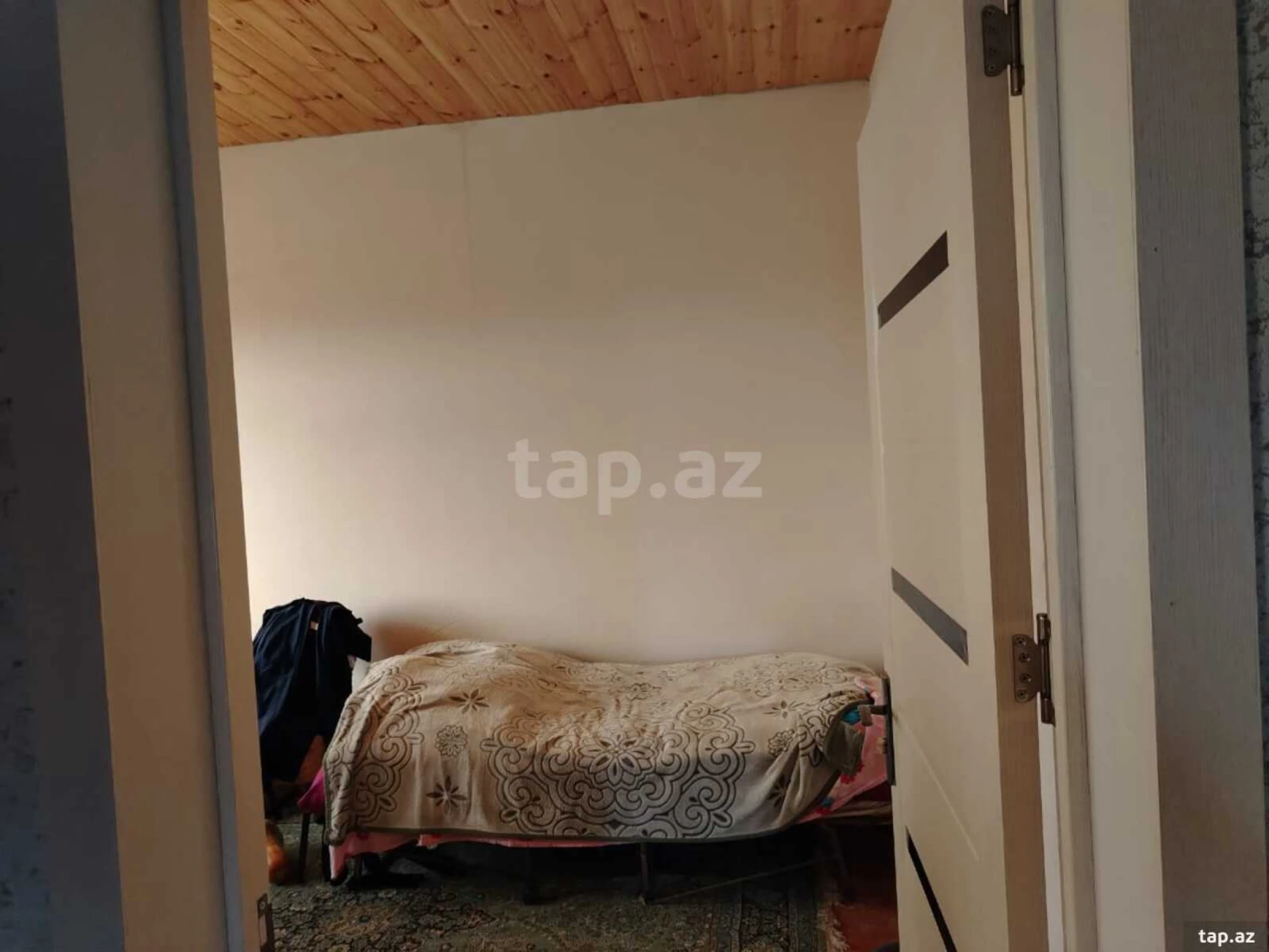 Satılır 5 otaqlı həyət evi