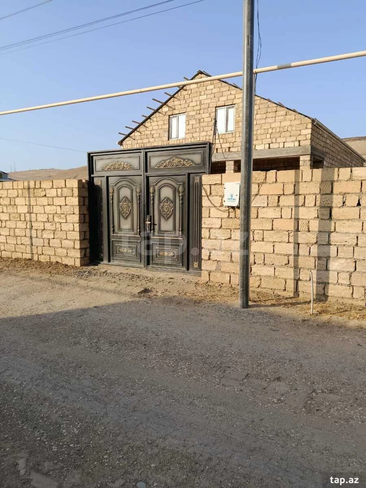 Satılır 5 otaqlı həyət evi