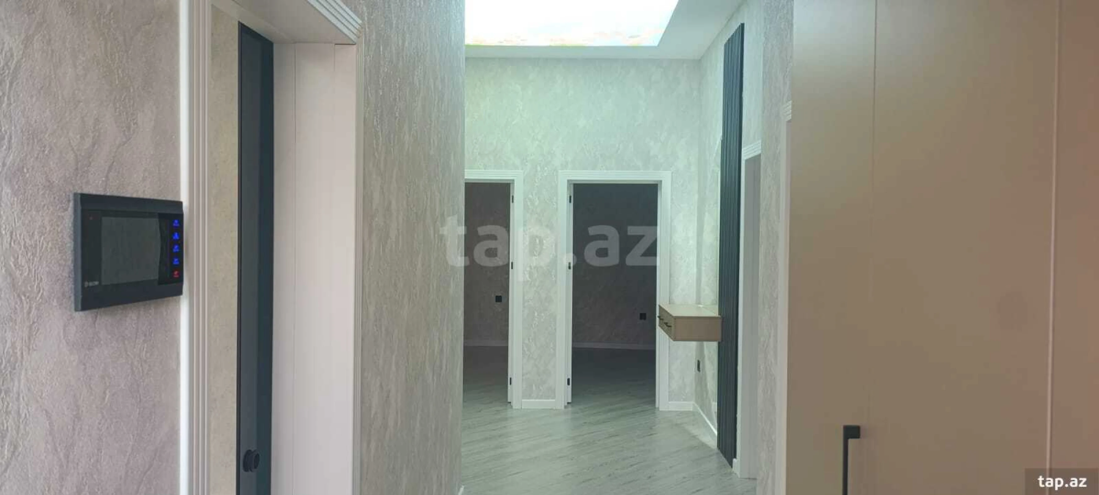 Satılır 6 otaqlı həyət evi