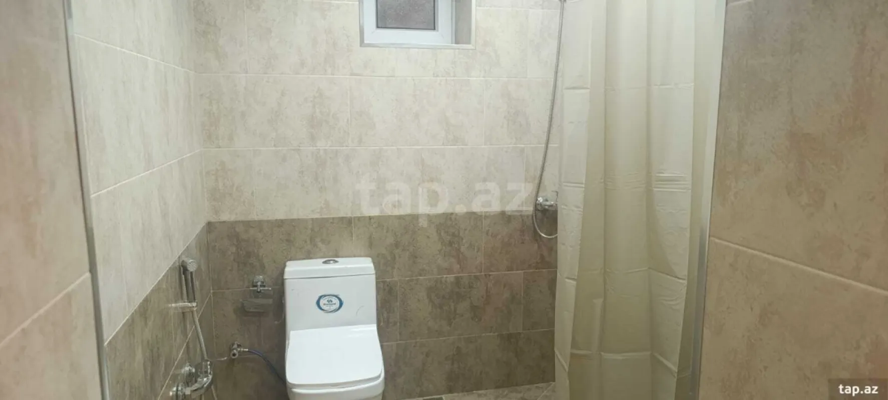 Satılır 6 otaqlı həyət evi