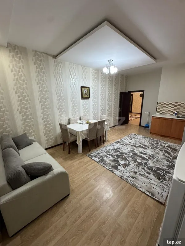 Kirayə verilir 3 otaqlı yeni tikili 156 m²