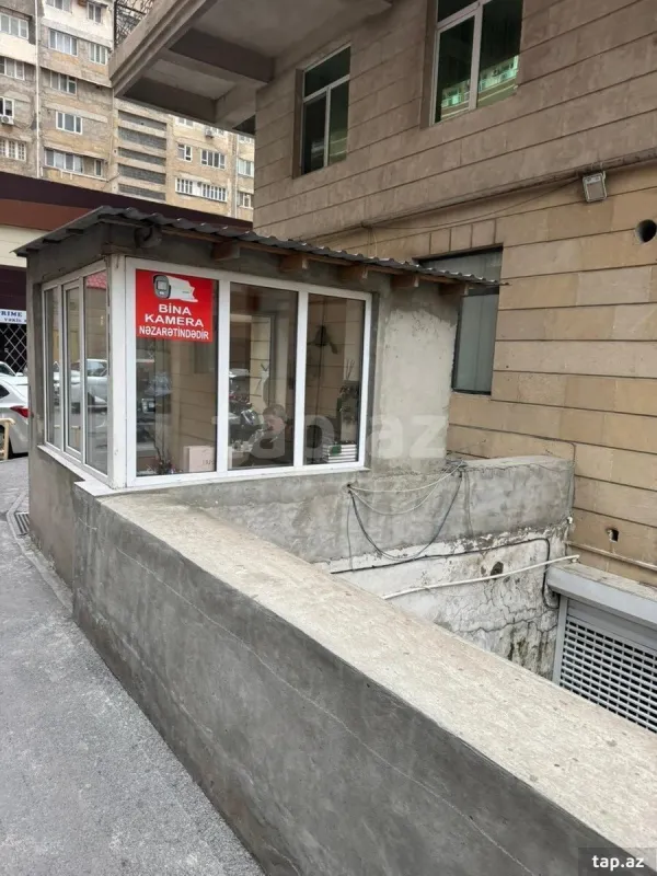 Kirayə verilir 3 otaqlı yeni tikili 156 m²