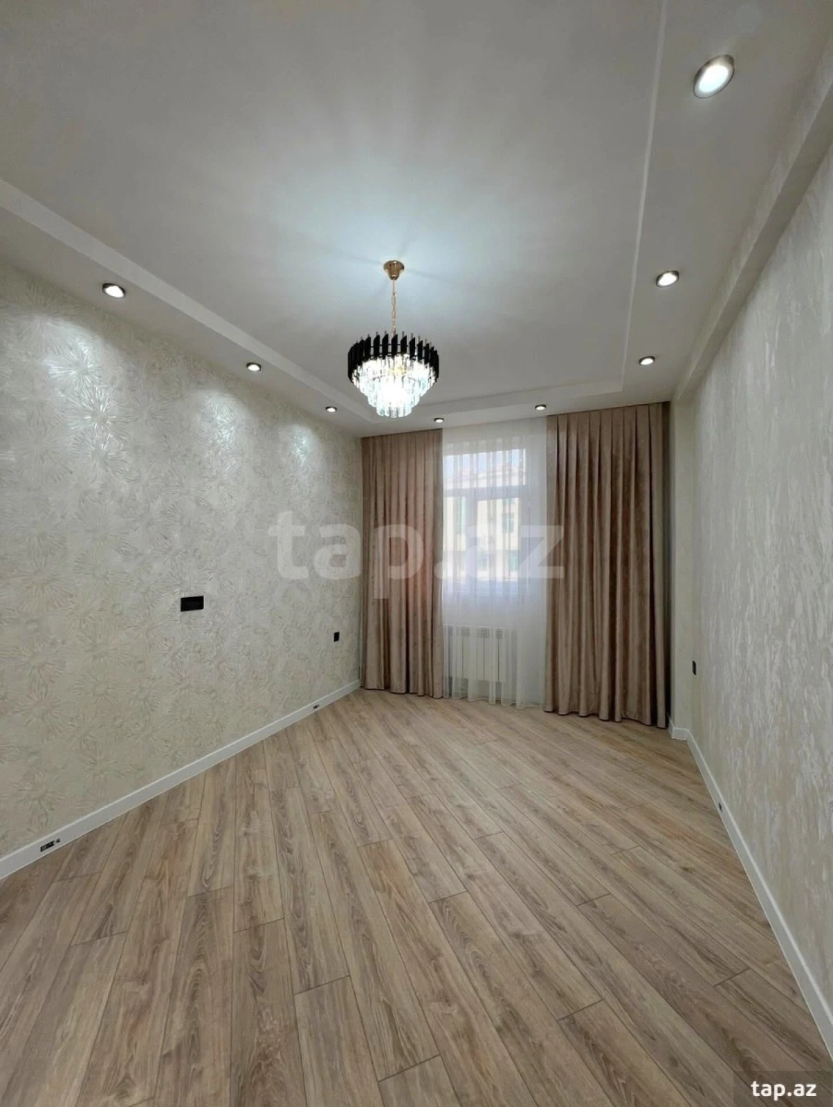 Satılır 2 otaqlı yeni tikili 60 m²