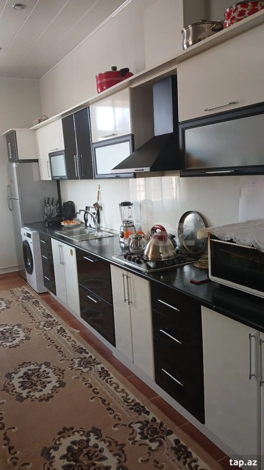 Kirayə verilir 6 otaqlı həyət evi