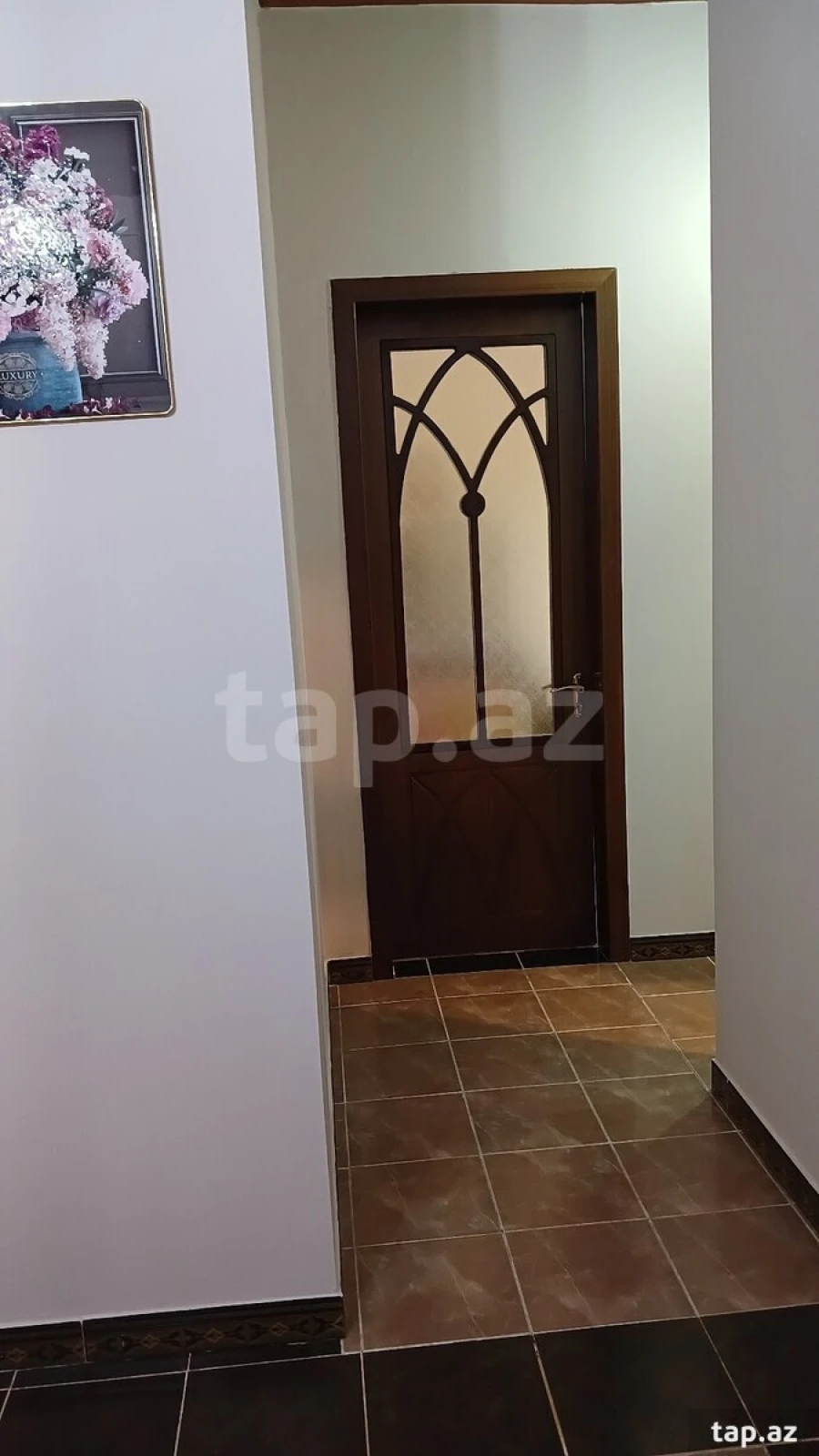 Kirayə verilir 6 otaqlı həyət evi