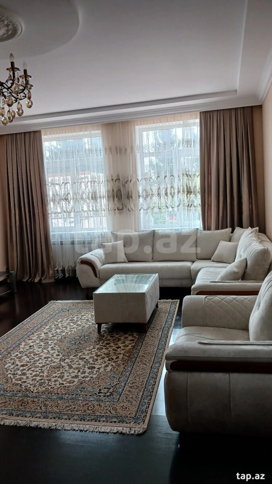 Kirayə verilir 6 otaqlı həyət evi