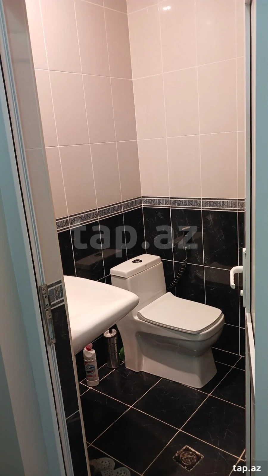 Kirayə verilir 6 otaqlı həyət evi