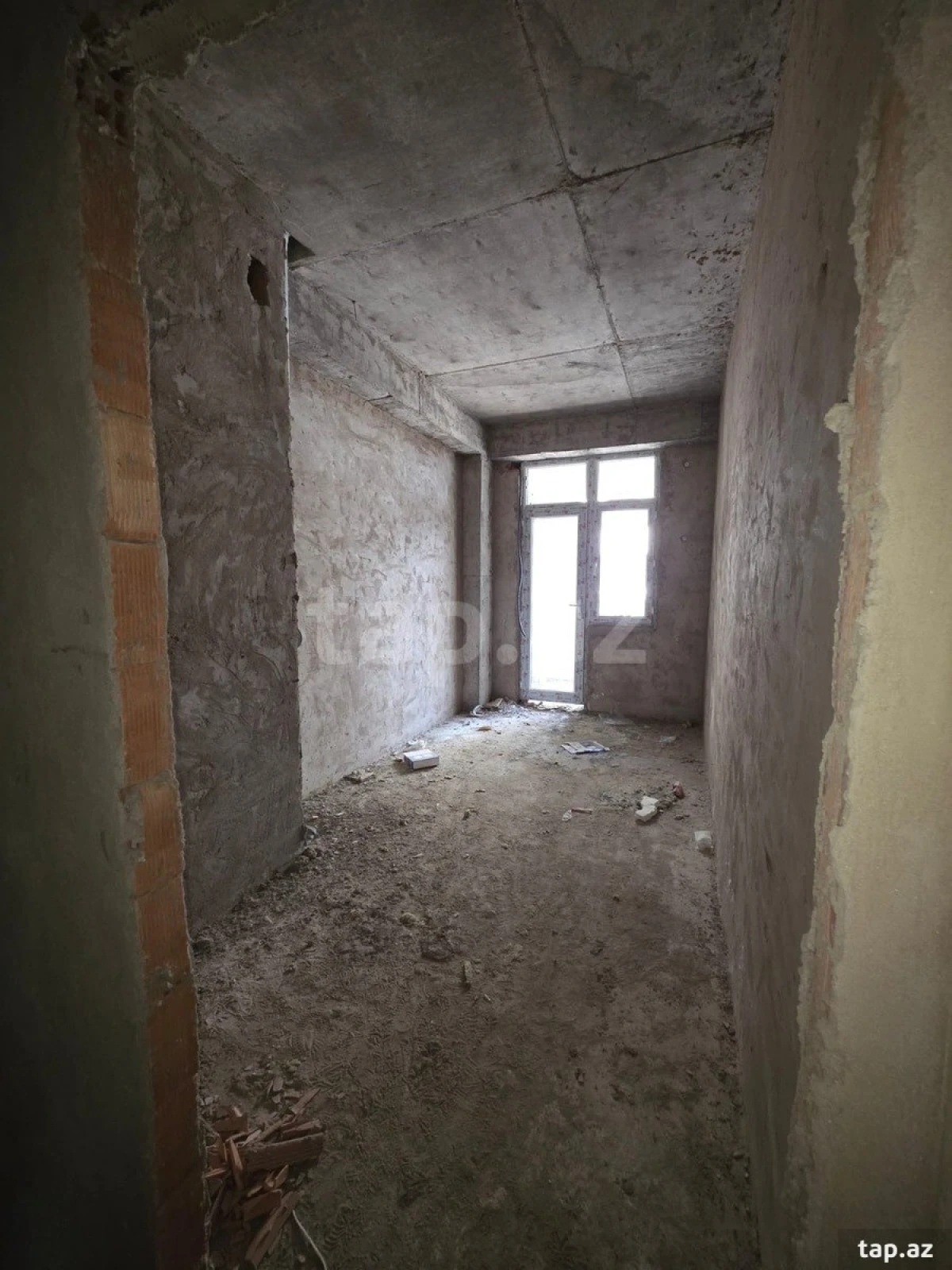 Satılır 3 otaqlı yeni tikili 107 m²