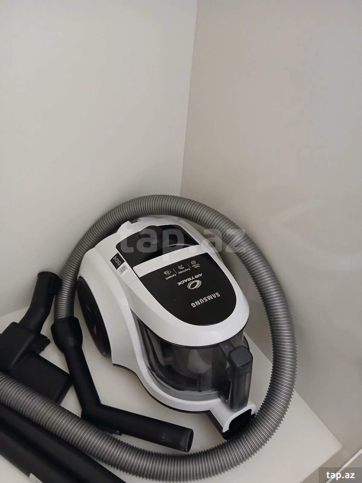 Kirayə verilir 1 otaqlı yeni tikili 30 m²