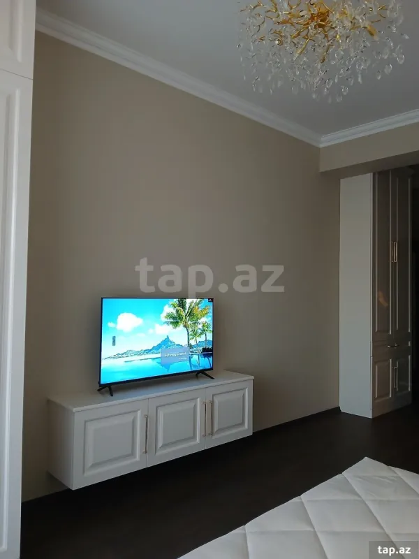 Kirayə verilir 1 otaqlı yeni tikili 30 m²