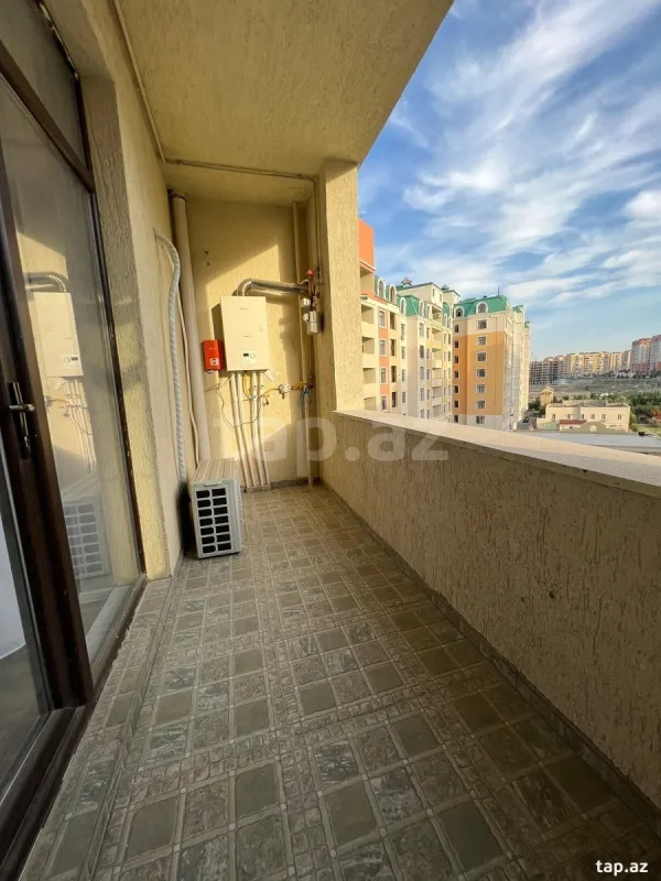 Kirayə verilir 2 otaqlı yeni tikili 80 m²
