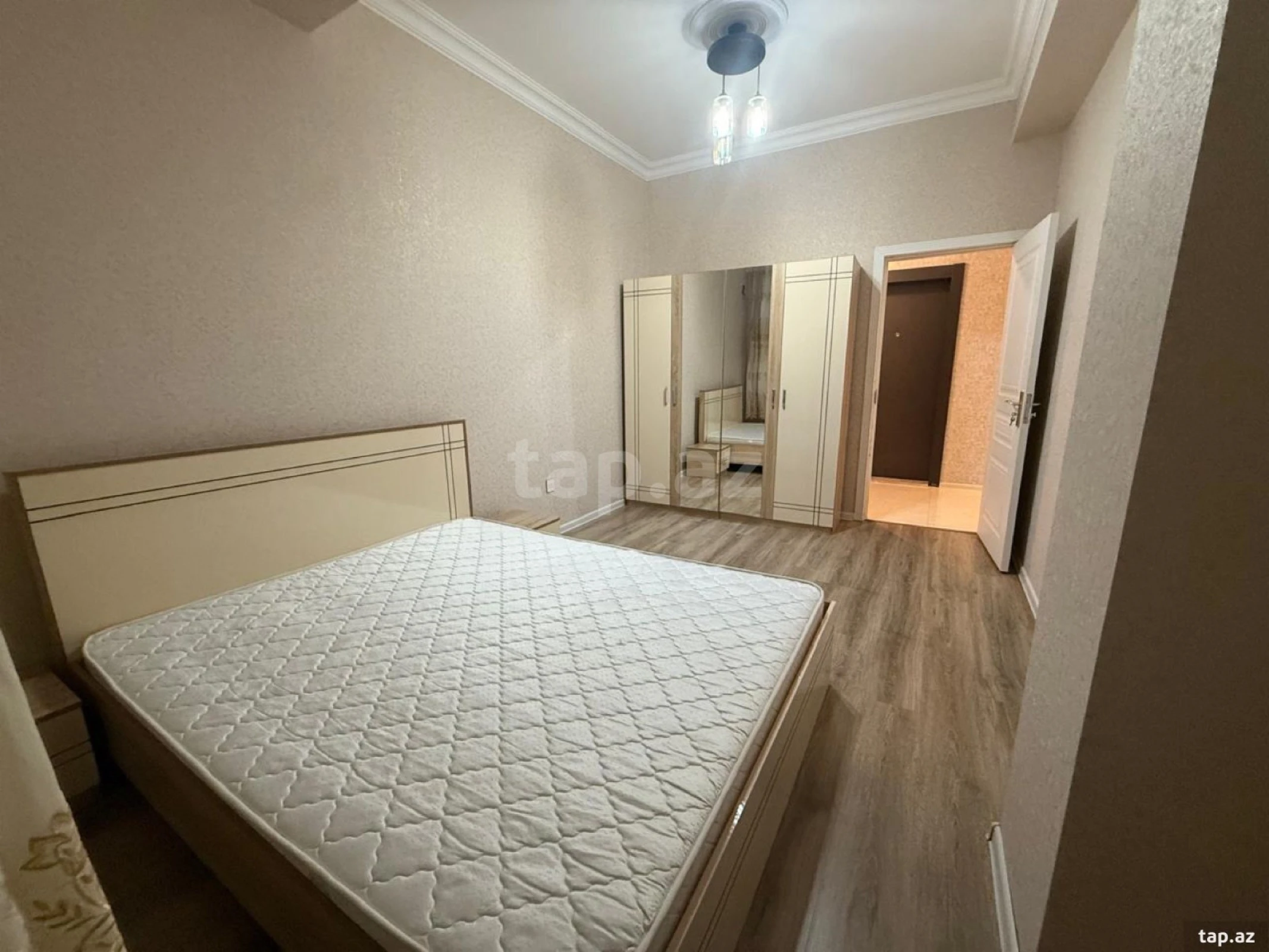 Kirayə verilir 2 otaqlı yeni tikili 80 m²