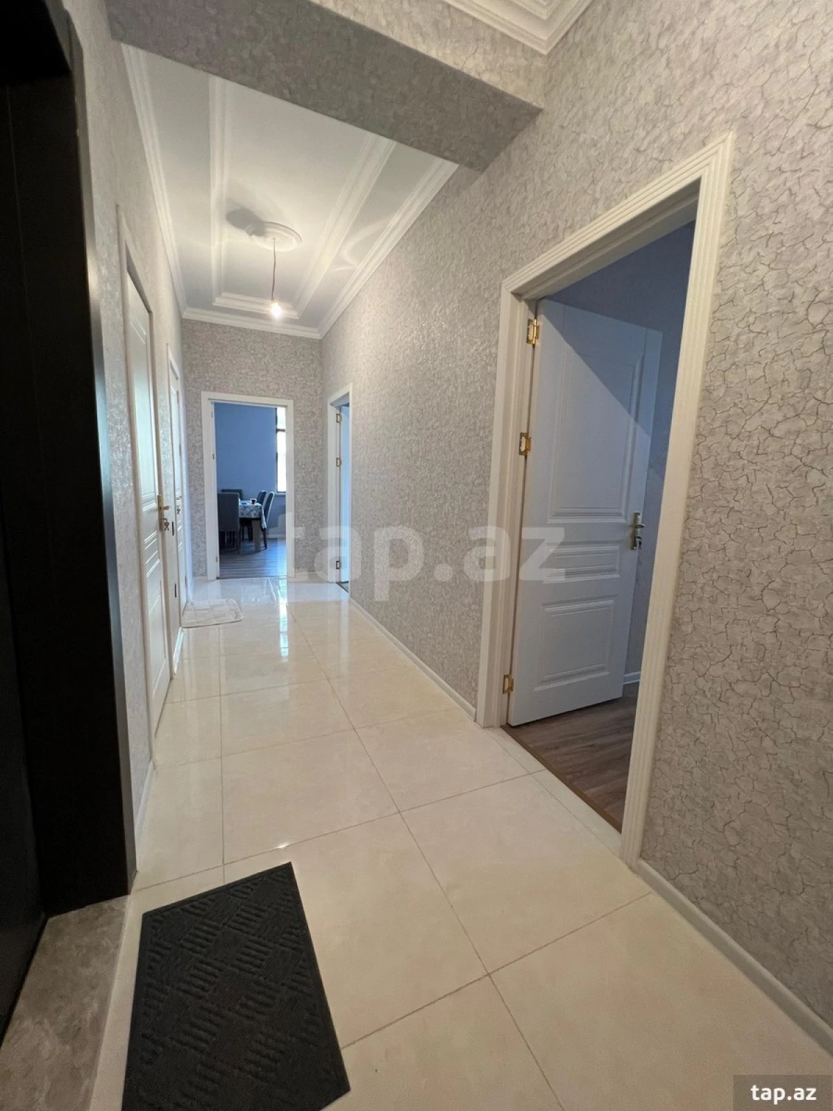 Kirayə verilir 2 otaqlı yeni tikili 80 m²