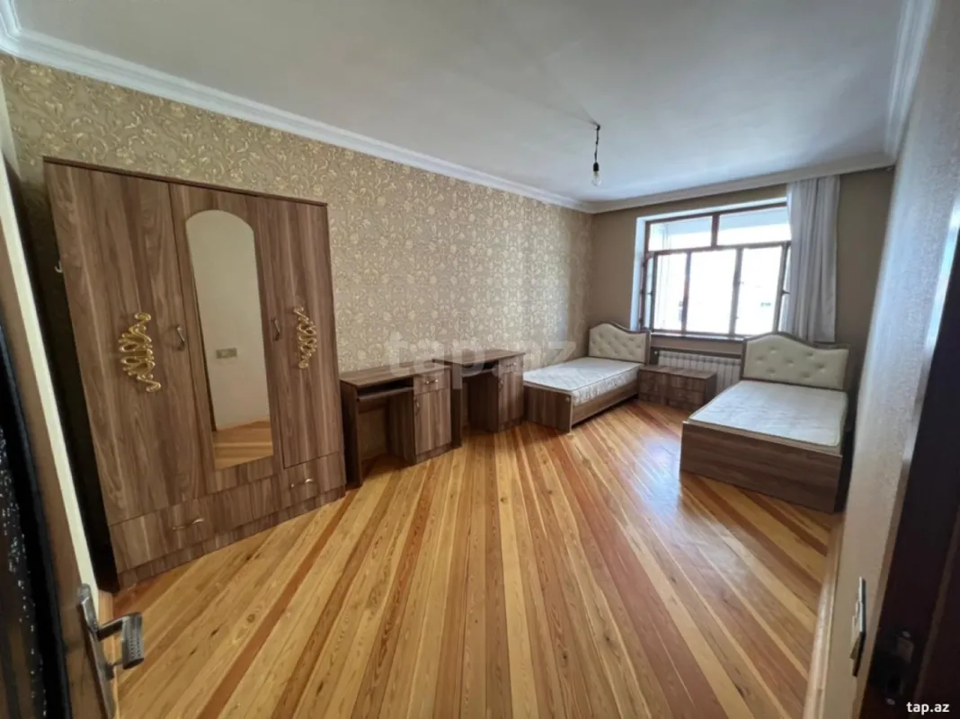Satılır 4 otaqlı mənzil 86 m²