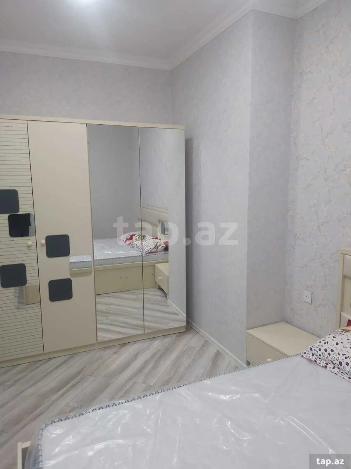 Kirayə verilir 2 otaqlı yeni tikili 60 m²
