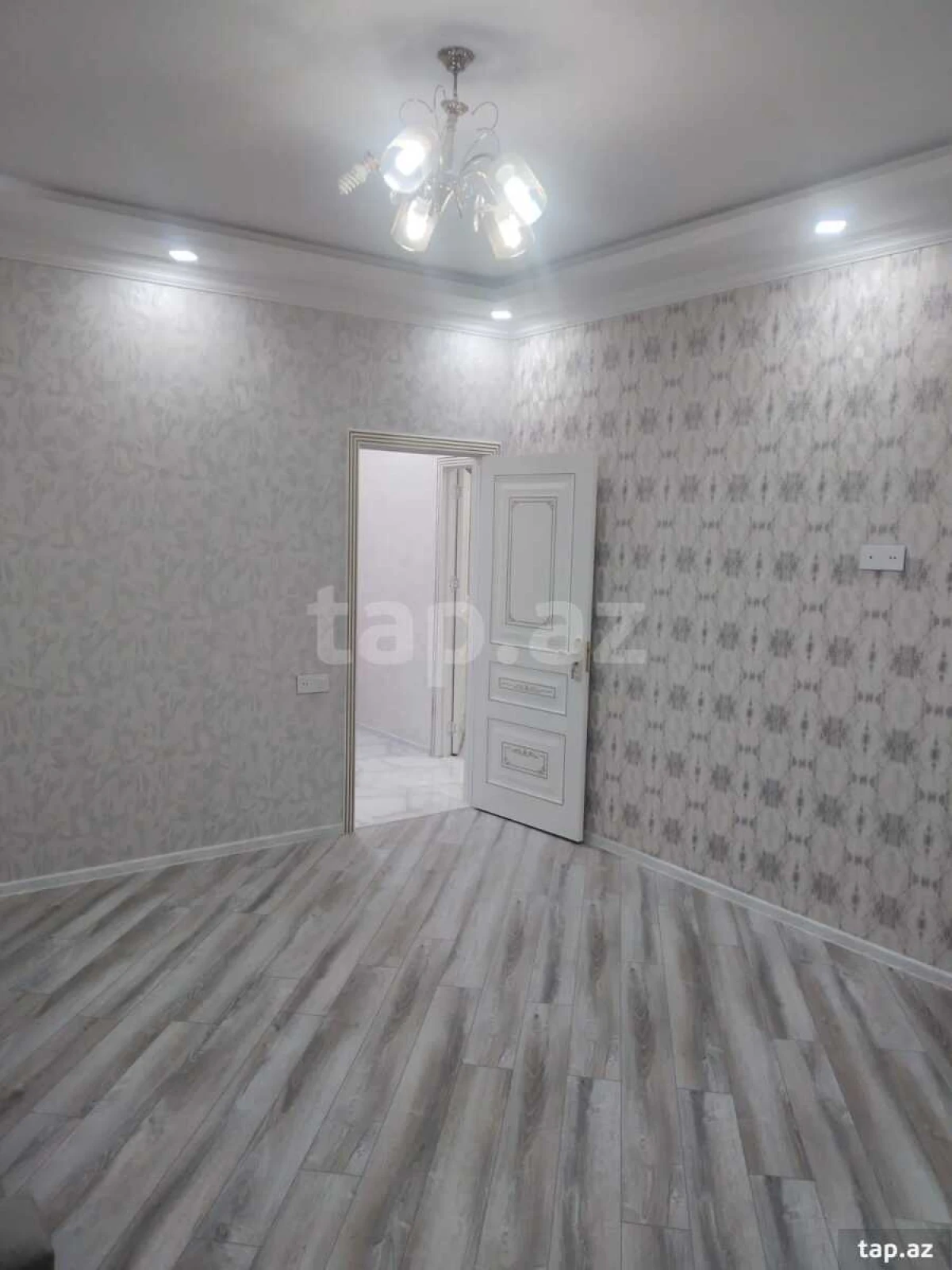 Kirayə verilir 2 otaqlı yeni tikili 60 m²