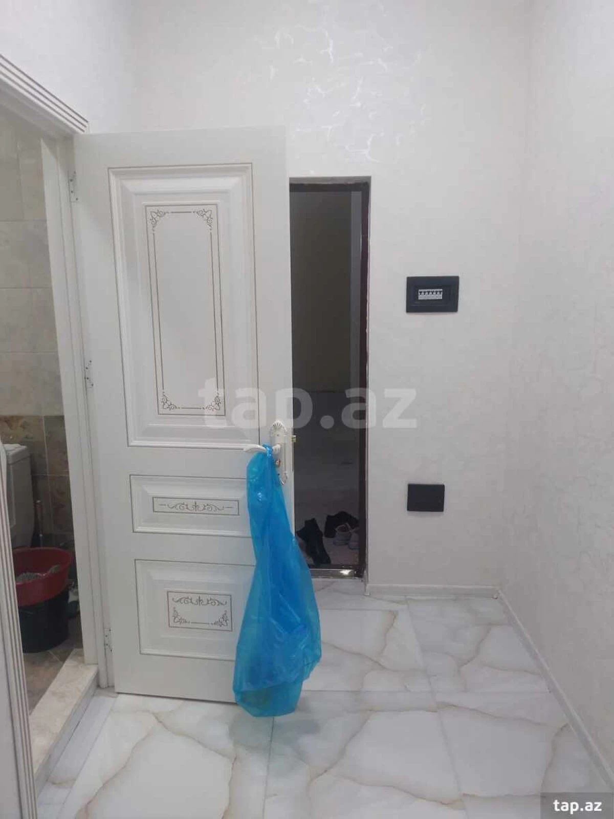 Kirayə verilir 2 otaqlı yeni tikili 60 m²